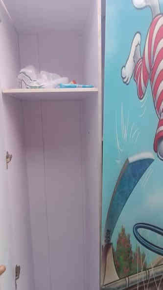 من رخصة  لادمن   غراض للبيع مكان دوره اكو توصيل ***********
