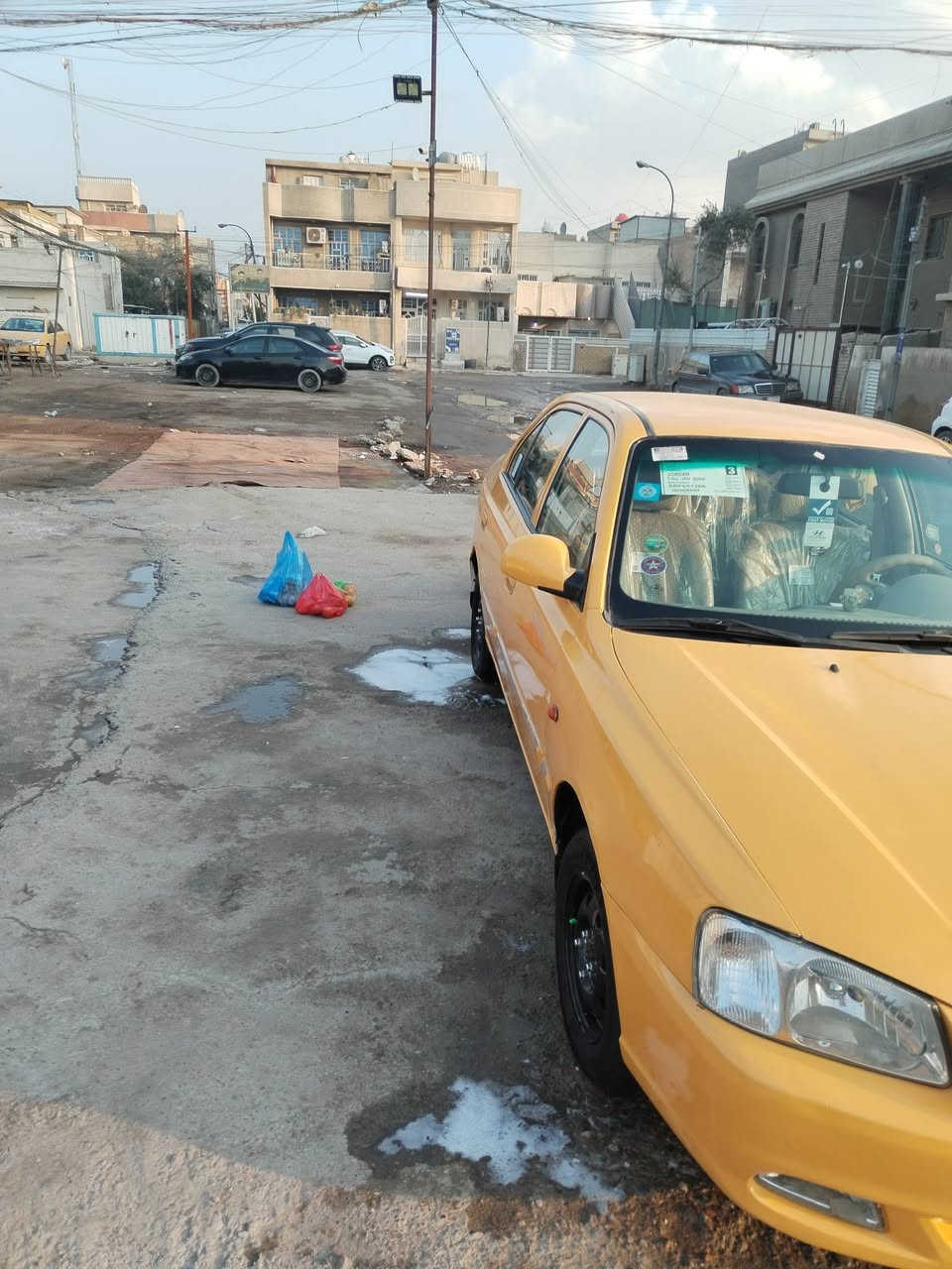 السلام عليكم البيع هونداي فيرنه 2014 مكفوله من كلشي سياره مامعيوده كهربائيات مكينه كير مكفول وتخم تايرات جديد قبل سبوع مشتري رقم جديد تبريد🥶 سياره كبل الشارع سعر 80 وبيه مجال 
عنوان بغداد مشتل
***********
