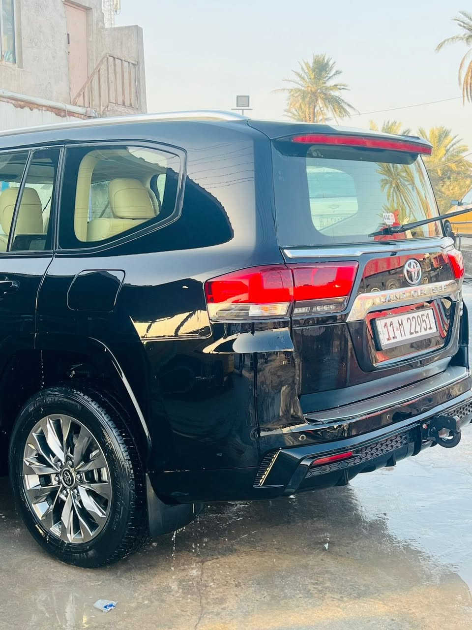 السلام عليكم
لاندكروز 2024 فول لمتدد 
مغلف ppf
رقم بغداد 
مكفوله كفاله عامه من زلغ وشخط والبارد 
ماشيه 34الف حقيقي
للاستفسار 
***********
