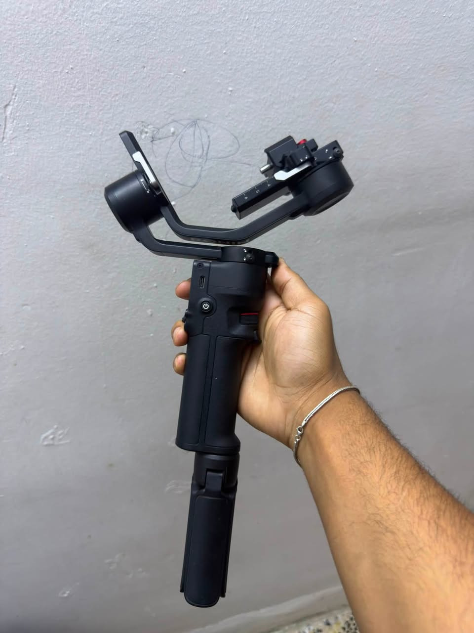 للبيع رونين dji Rs3 mini
كامل ملحقات كارتونه النضافه ١٠٠٪؜ استخدام  قليل جدا تفحص وتشوف 
او المراوس بrs4mini 
السعر 375 الف 
بغداد المنصور 
***********

