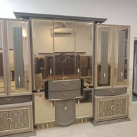 غرفة فخمة • للبيع • واتساب