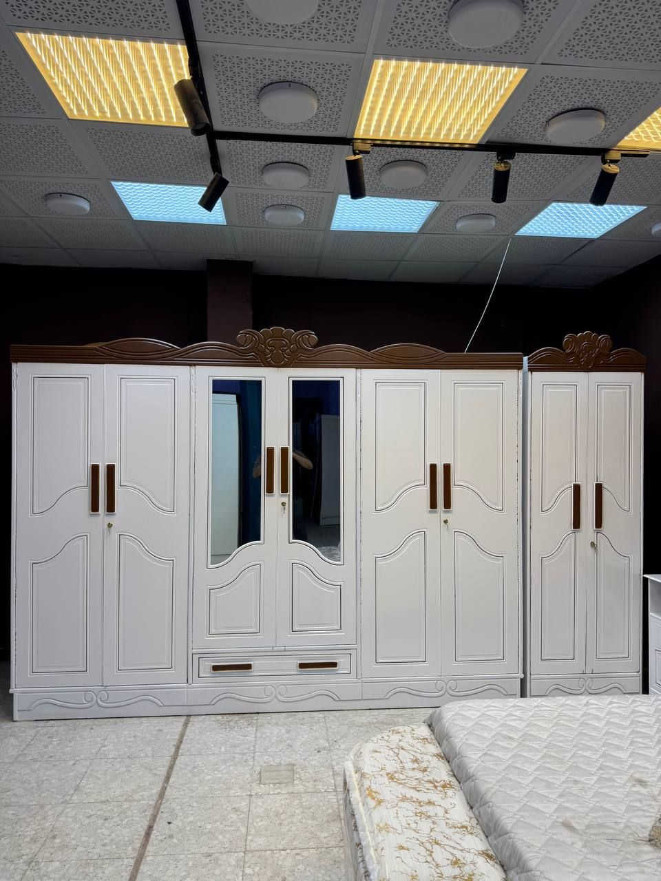 السعر // 925فقططط😍

🔅تفاصيل الغرفة المرمري  ....

 خارج ٤ملم ام دي اف 🔺
وداخل صاج ٣ملم 
صبغ حراري  درجة اولى 

عدد القطع  ٧ قطع 😍
🔺1 //جرباية  قياس  ١٦٠ × ٢٠٠ 
🔺//ميز جانبي ايسر قياس ٥٠
🔺2// وميز  جانبي  قياس ٥٠
🔺3// زاوية ارتفاع مترين عرض ٨٠
🔺4// وميز بلازمه  
🔺5//وميز مراية ارتفاع مترين عرض ١٢٠
🔺6// وكنتور ٦ باب  ارتفاع مترين و١٥ طول ٣ متر و١٥
للحجز والاستفسار مراسله الصفحه الرئيسيه 
#توصيل جميع محافظات العراق


**إذا كنت صاحب هذا الإعلان وتريد حذفه لأي سبب، رجاءا أرسل رسالة إلى الدعم الفني**