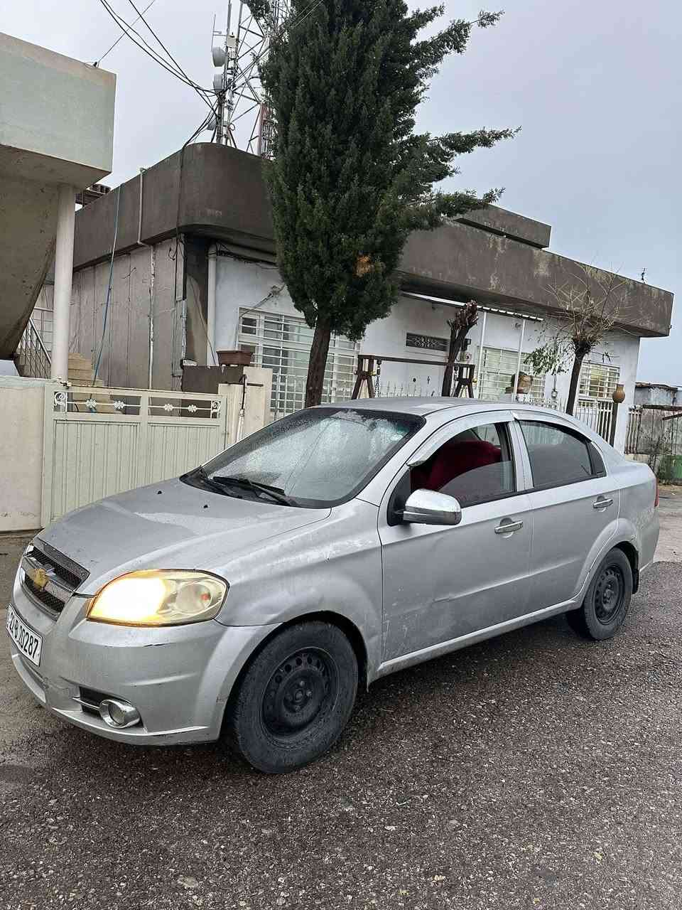 بؤ فرؤشتن
مؤدیل ٢٠٠٩
سؤنەریم داناوە
تەقەو رەقە بەشەرت
مەکینە گەورە
گیر تؤماتیک
کارەبای بەشەرت
تایەو ویلای تازە
بێ مەسرەفە
مالی دؤستە
***********
***********
