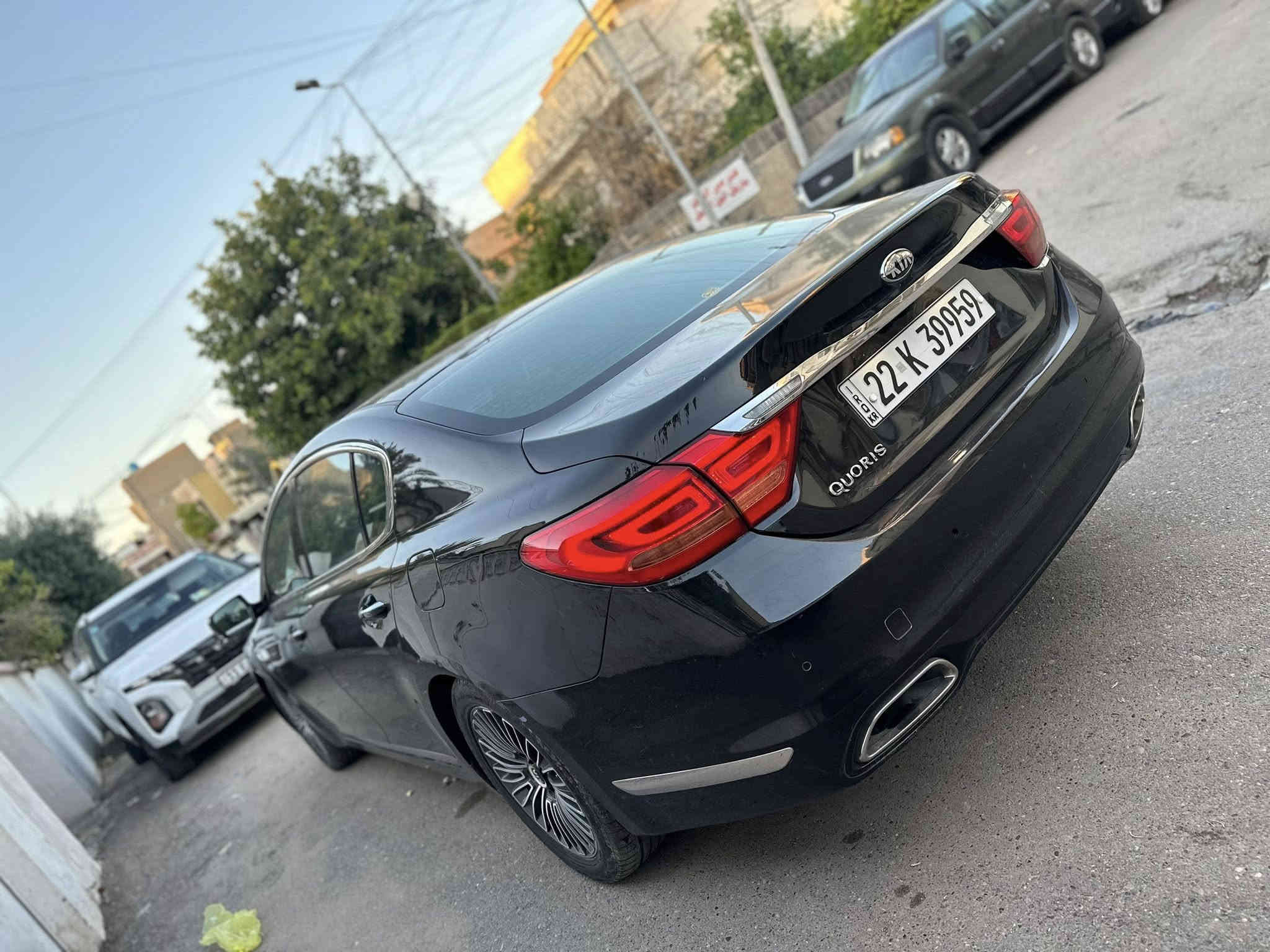 كورس خليجي 2013 فئة الاولة السعر 147 فوول 
محرك 6 سلندر دوش
6 بصمات
ابواب شفط
جكات
فول بردات
جنطة كهرباء
5 كامرات
حساسات
رادار
بعد بيهة هواااي مواصفات
بنيد صبغ فقط بدون لغد بدون شاصي بدون ايرباك
بسمي السيارة
مكان الاعضمية
***********
ماشية 88 KM حقيقي السيارة جاهزة بدون نقص
