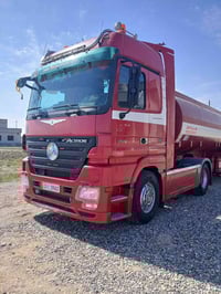 اسلام وعليكم اخوان سياره مارسيدس اكتروزموديل 2005عله وضع اشركه الف دين...