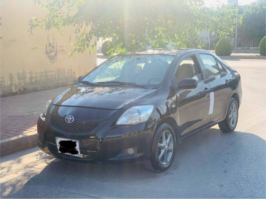سەرەتا بە ناوی خوای گەورە 

toyota yaris  تۆیۆتا یارس 
خوار هەموو بازار 
مۆدیل ٢٠٠٨  ئۆتۆماتیک مەکینە گەورە 
گێڕو مەکینە و تەبرید بە شەرت 
تەقە و رەقە بەشەرت 
٣ پارچەی بۆیاخە بێناو گرتن 
چوار جام کارەبا. ئاوێنە کارەبا . abs . 
دەبڵ گێچ و پێنج کەلە بلاجکتۆر  لایت زینۆن 
چوار تایەی تازە 
خەرامەی تیایە دوای معامەلە بۆت ئەگەرێنمەوە 
رەحمەتان لێبێ موشتەری نیت سعرمان پێ تاقیمەکەرەوە  
سەیارەکە مالی دۆستە 
بۆ زانیاری زیاتر پەیوەندی بکە 
*********** viber wats up السليمانية, العراق
