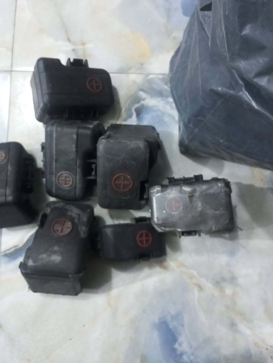 راس باتري مشكل وافيوزات جميع انواع السيارات***********ابو محمد ديوانية
