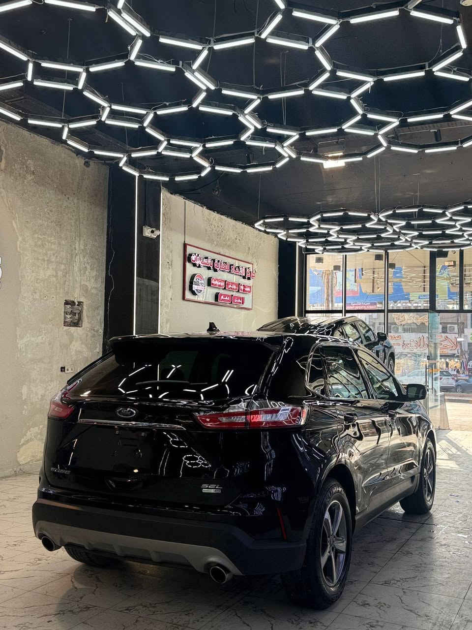 فورد ادج موديل 2020 فول مواصفات
بانوراما
دبل اكسل
بصمة تشغيل وأبواب
تشغيل عن بعد
رادارات خلفية جانبية وامامية
لايت led زنون
كشنات تدفئة كهربائي
صندوق كهرباء
تحكم ستيرن كامل
مانع انزلق
تحديد مسار
وبعد بيها هواي مواصفات
 حادثها منشور
2fmpk4g97lba90954
ايرباك قدم فقط
قطعتين كلير 
السيارة جديدة ما شاء الله

رقم أربيل الجديد
السعر 172 وبيها مجال
مكان السياره بغداد الكرخ
تليفون
***********
***********
