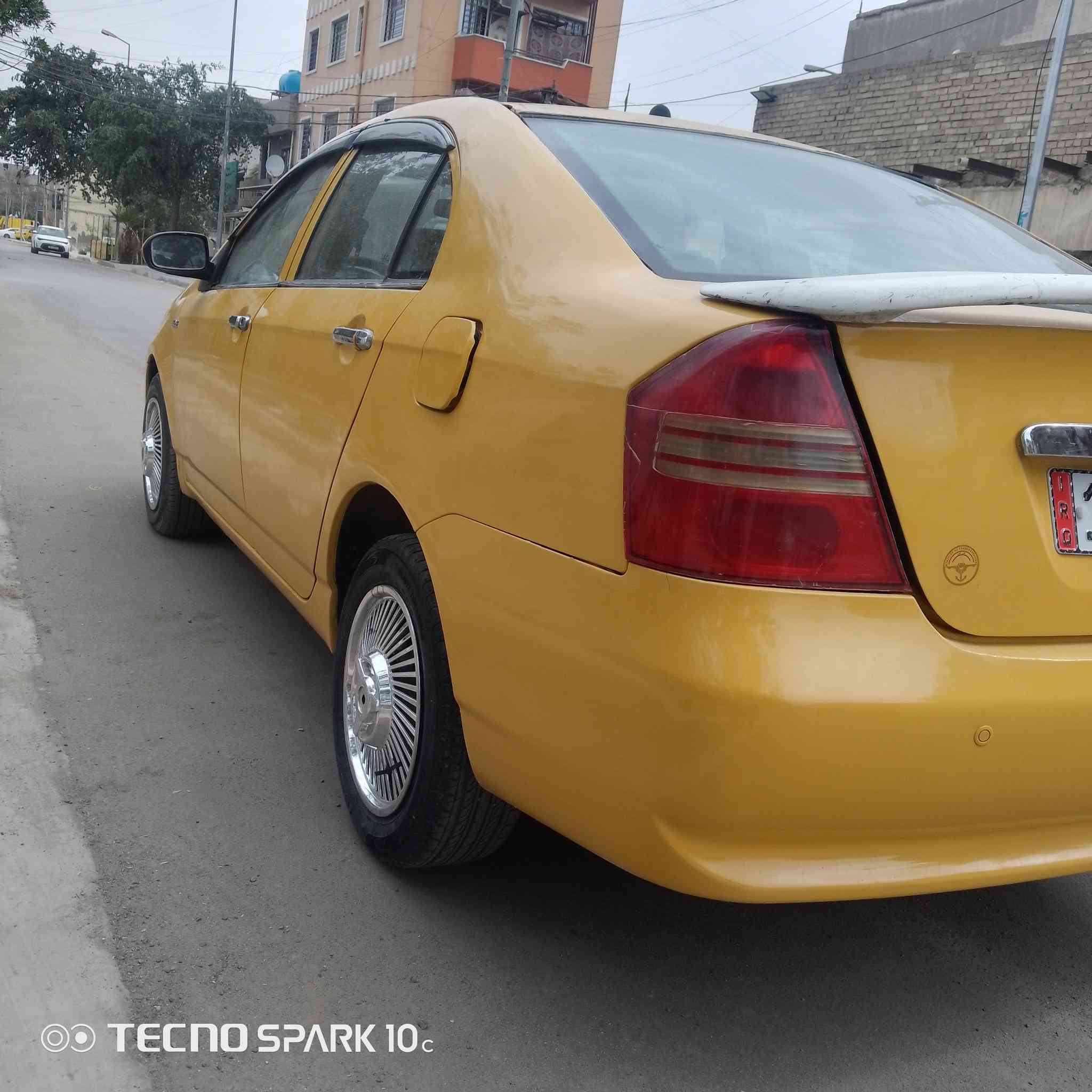 سلام عليكم سياره ليفان محور مكينة وكير كورلة مديل 2011 مصبوغ رقم بغداد انكليزي هيئة مصفرة العنوان بغداد السعر 39 وبيها مجال قليل ***********
