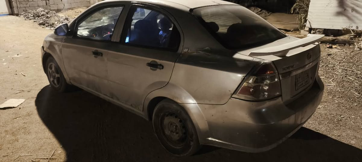 السلام عليكم افيو 2007 -وارد امريكي -كهربائيات كلهة شغالة -مكينة وكير خير من الله -رقم بصرة سنوية منتهية صار سنتين راعيهة يريد تحويل -السعر 35وبيهة مجال -كرمة علي ابو صخير ***********-*********** البصرة, العراق
