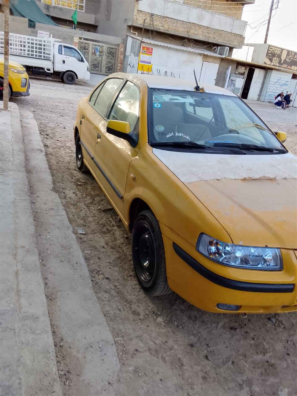 سلام عليكم سمند للبيع موديل ١٠ جديده تخم تاير جديد محرك مكفول تبريد ثلج رايدهه ٣٥ وبيهه مجال مكانك بغداد العبيدي ***********
