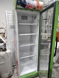 للبيع عارضه براد شرط الشغل السعر ٢٧٥ الف. للتواصل مع محلات البركه ٠٧٨١...