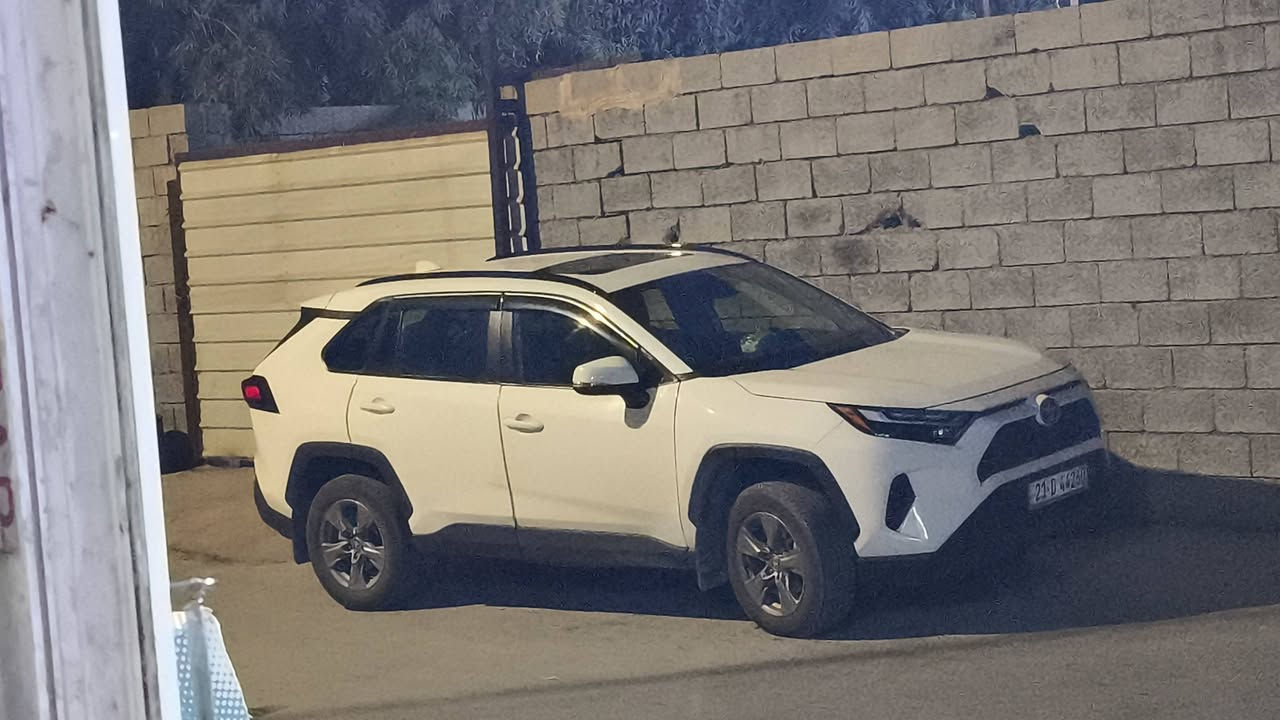 السلام عليكم راف فور للبيع موديل 24 ضربه مالته الباب السكن مبدل بلادي بالامارات رقم سليمانيه سعر 280 رقم الموبايل *********** سياره كركوك ناحيه تازه
