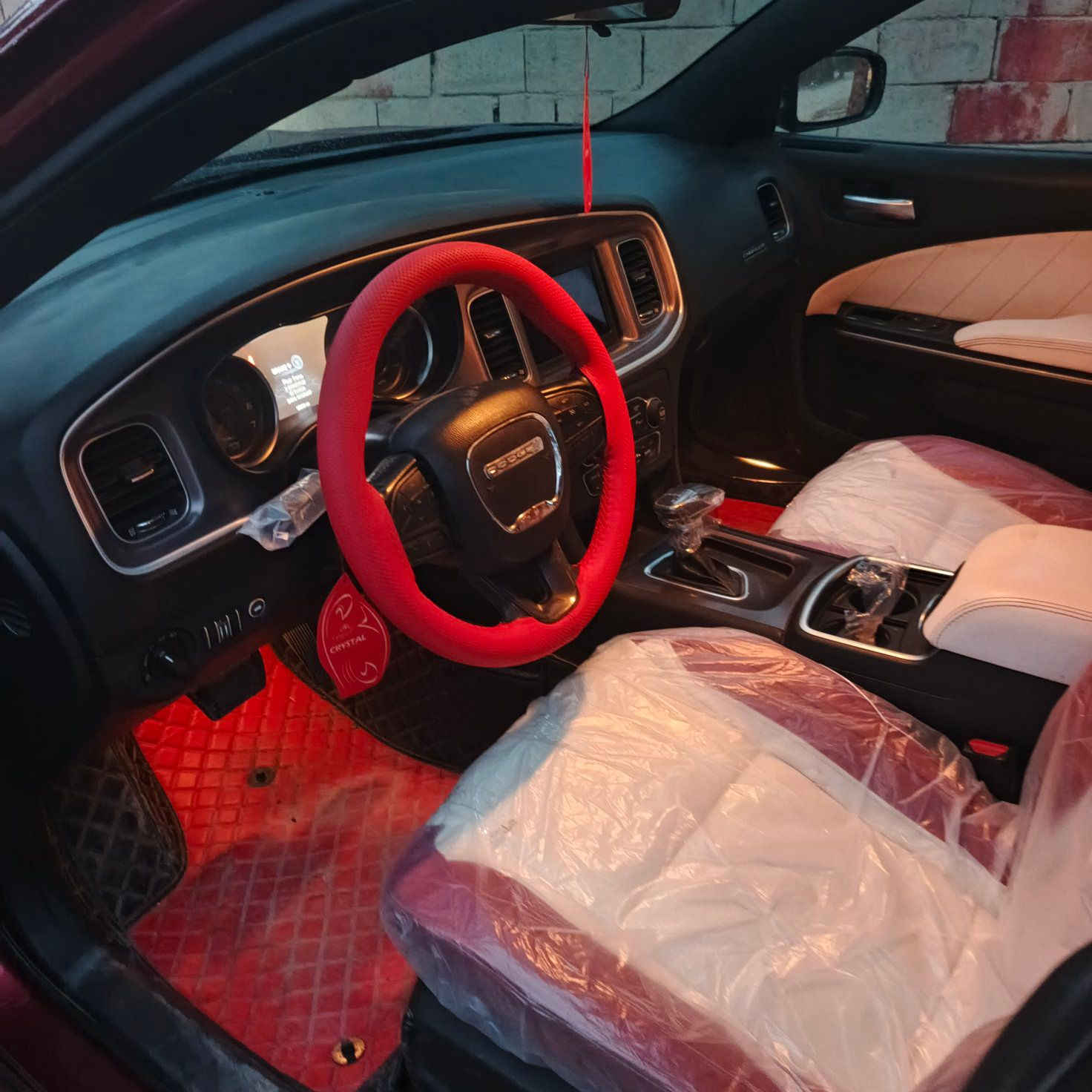 سلام عليكم دواج جارجر البيع مديل 20اصل سياره حادثه بنيد بيه شويه بارد فقط ومحداثه جيتي وغراض التحديث موجود انطيهن وياه مكينه وكير علي وضع الشركه حداديه جداد تخم تاير جديد شاشه جبيره تشغيل عن بعد تبريد خلفي شرط سياره جديد واحلاه من الصور ماشيه 65مايل مكاني بابل السعر 237وبيه مجال رقم بغداد بسمي ***********
