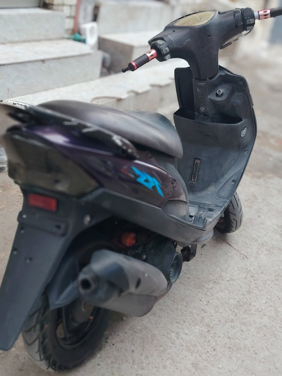 سلام عليكم ماكس عدله للبيع دراجه مكينته نضيفه كله شغال سلف هندر مابيه اي نقص داخل املح تايرات جديد كله فول سعر ٤٠٠مكاني مسيب رقم ***********
