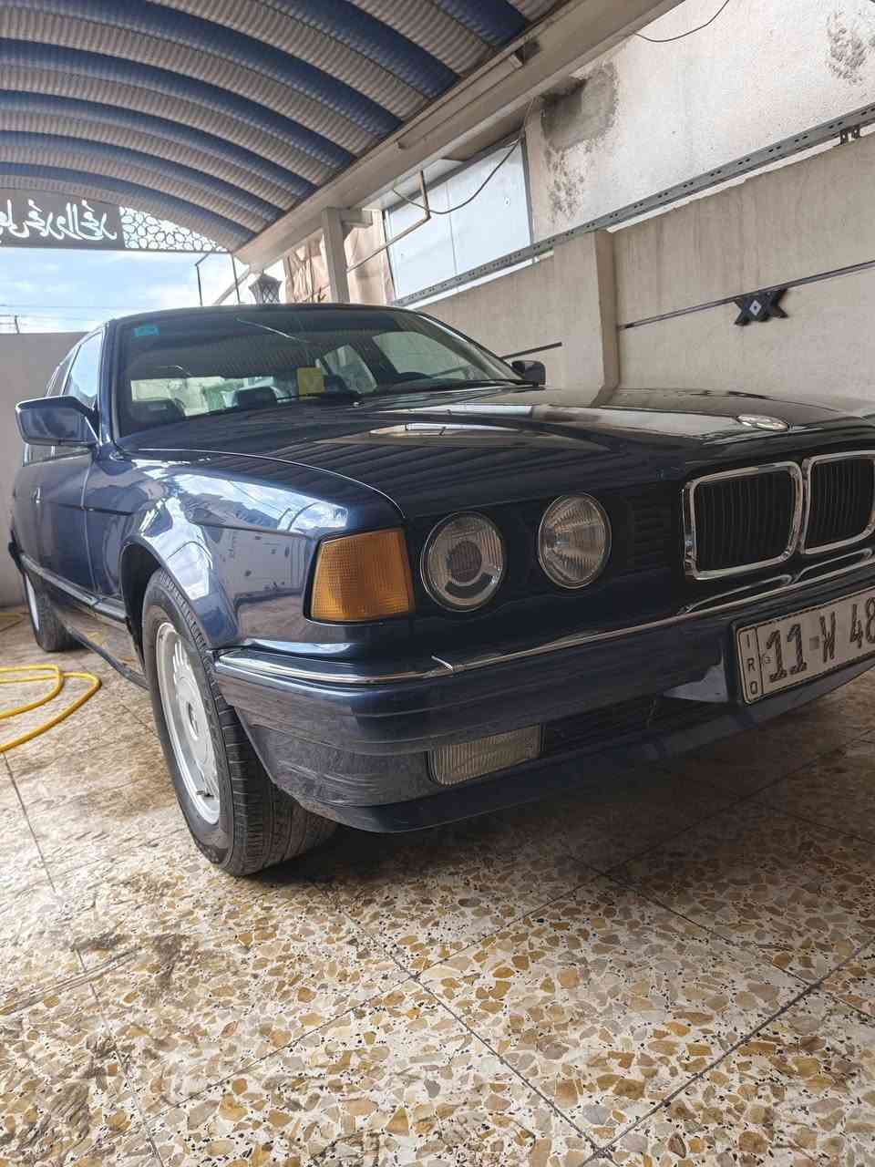 السلام عليكم
سياره بي إم دبليو 735 

السياره جديده ترايك وين متريد 

منظومة تبريد جديده أصلي 

فتحه شغاله 

سعر 55 قابل للتفاوض
الرقم ***********
