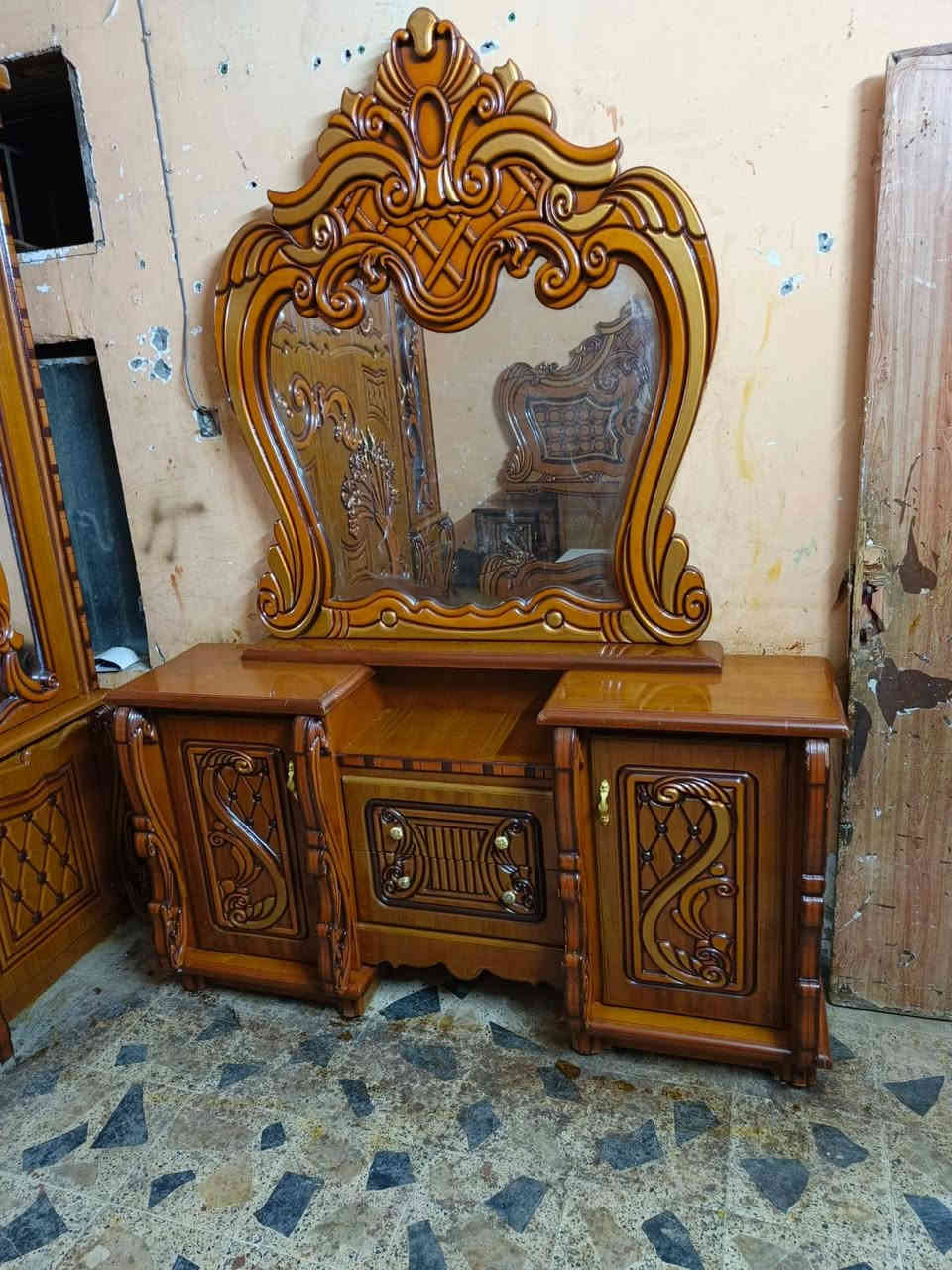 غرفه اخشاب ام السته قاطين نجاره تزكام جديده كلش نهايته 750 مكان ناصريه ***********
