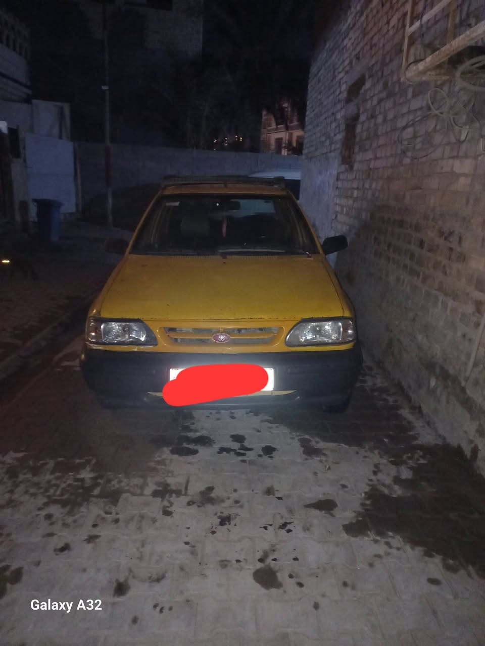 السلام عليكم عندي سياره سايبه موديل 15 مكاني بغداد سياره موديل 15 رقم بغداد سياره حلوه السعر 26 ورقه وبيها مجال شي بسيط سياره معلقه ولف بس طافيه*********** وش الله يخابرني سياره بس طافيه
