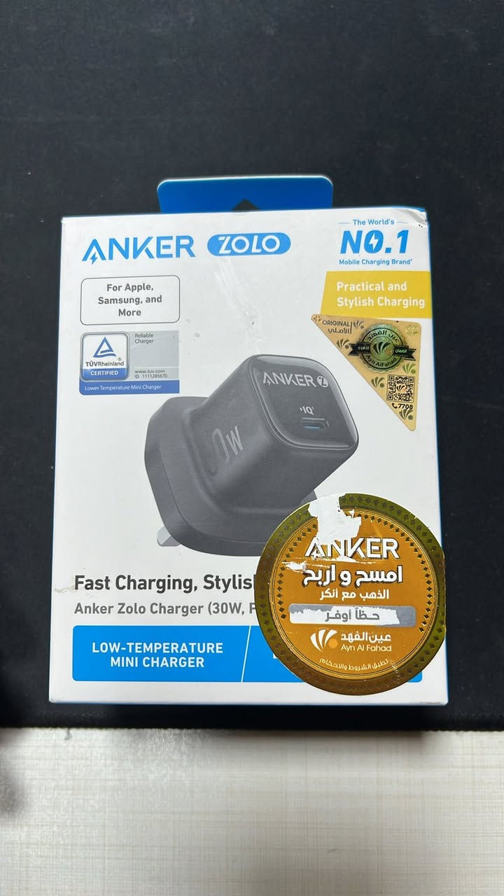 سلام عليكم
كل منتجات انكر متوفر 
من كيبلات متر ومترين من 60 واط الى 240 واط
شواحن بأنواعها 
باورات انكر 200 واط متوفر
لاواصق شاشه انكر
اليحب يطلب يراسلني على واتساب
***********
