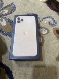 ايفون ١١برو ماكس ٢٥٦بطاريه٨١ مبدل بس شاشه كلشي شغال فيس ايدي شغال الجه...