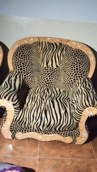 بعقوبة باب درب • ١٠ مقاعد • قنفات كبار