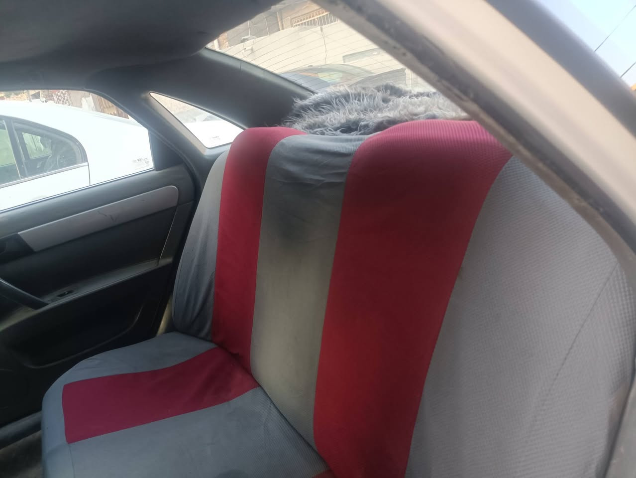 اللهم صل على محمد وال محمد 
السلام عليكم دايو لاستي اوبترا  موديل 2007 مابيها اي ضربة حداديتها نص وگير ومكينه جدد  تخم تاير جديد سنويتها اليوم انتهت صلاحيتها رقمها بغداد مداور كبل سعرها 57 ورقة 
مكانها بابل شارع الحسينية 
رقم الهاتف‏ ‪***********‬‏ 
‏
