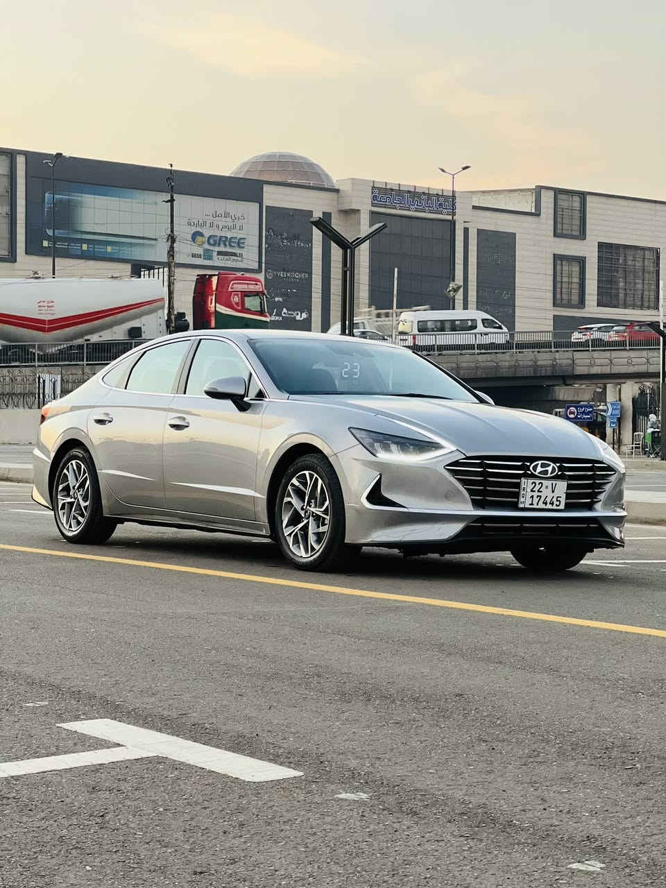 السلام عليكم
سوناتا 2023 ترقيم جديد 
مواصفات SEL
بصمة وتشغيل عن بعد 
لايت 4 عدسات
كشن كهرباء
 تدفئة كشنات 
رادار امامي 
تحديد مسار 
 رادار جانبي 
نقطة عمياء 
مانع تصادم 
مثبت سرعة تفاعلي
مكينة 2500 
ضرر بنيد مبدأ نفس الوان بدون شاصي  او بيها كلير جوملخ او باب بدون حادث نفس اليبل بدون فتح مكاني بغداد / البنوك

السعر 166$

واتساب او اتصال   
***********
***********
@إشارة
#الجميع
