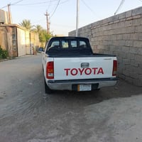 تويوتا هيلوكس • ٢٠١٠ • رقم ديالى