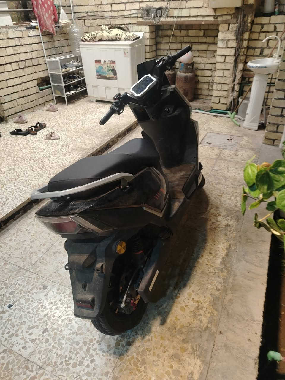 سلام عليكم
دراجه شحن استعمال اقل من شهر
٦ بطاريه
نضام بك
موديل ٢٦
بطاريات جديد طك جيس
مراوس دراجه يراني سكنس 
*********** 
بغداد جسر دياله
