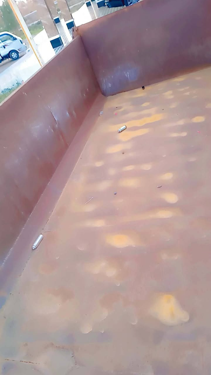 بدي للبيع تفصال التاجي ذرعه 17 ونص السعر 7 ونص ***********
***********
