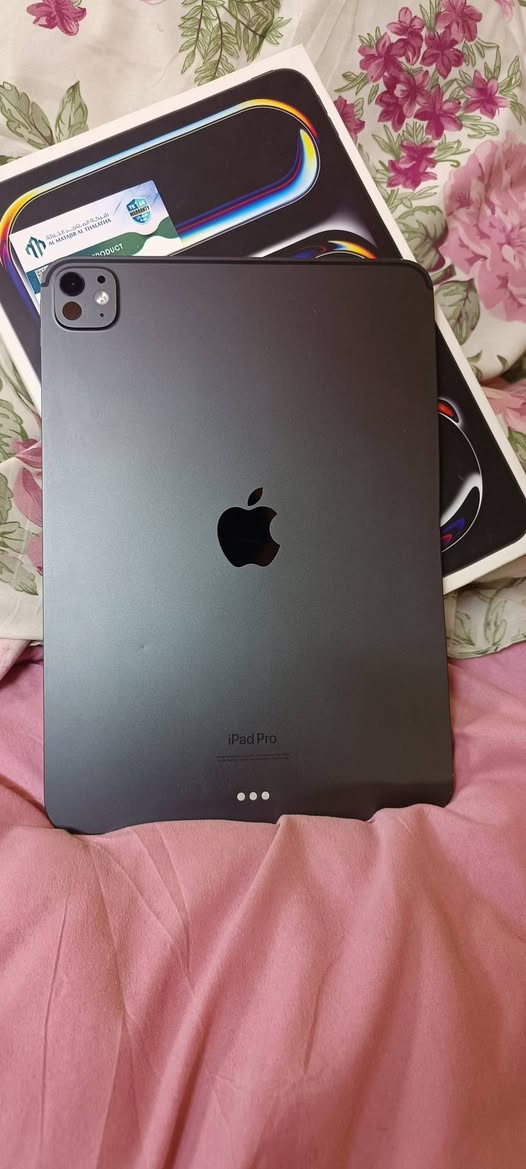 ايباد m4
11 انج 
ذاكره 256
بطاريه 93
 + كفر جلد 
ولسكه للشاشه 
جهاز استعماله بصيط ونضيف وملحقاته كامله 
وضمان فحص


**إذا كنت صاحب هذا الإعلان وتريد حذفه لأي سبب، رجاءا أرسل رسالة إلى الدعم الفني**