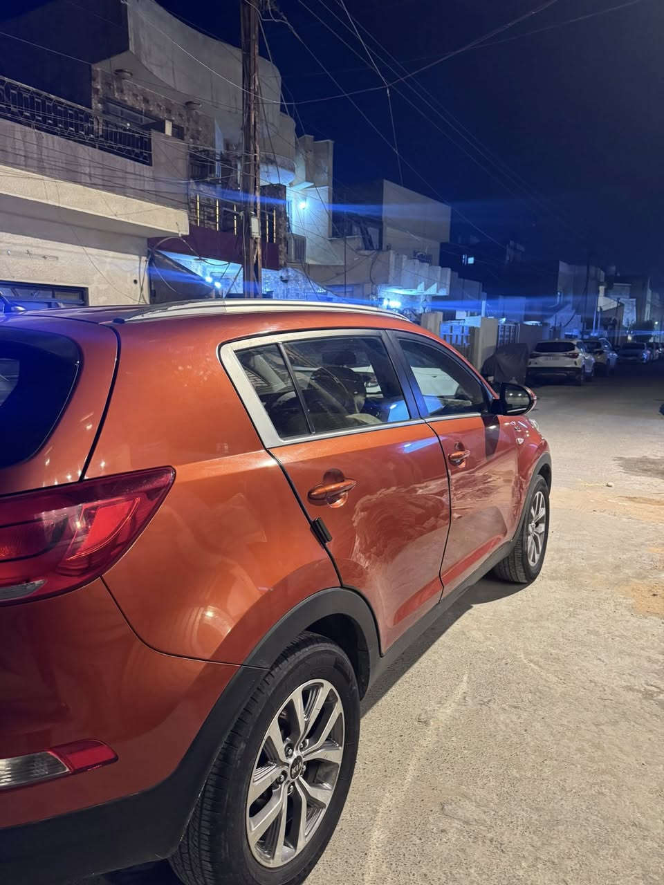 السلام عليكم.. 
كيا سبورتج مكفوله من الصبغ والتبديل والضربة والفتح خليجي  موديل 2015  
رقم بغداد 
ماشية 138 كم وقابل للزيادة
مكانها بغداد السيدية
السعر 158 وبيها مجال 
للاستفسار الاتصال ***********
