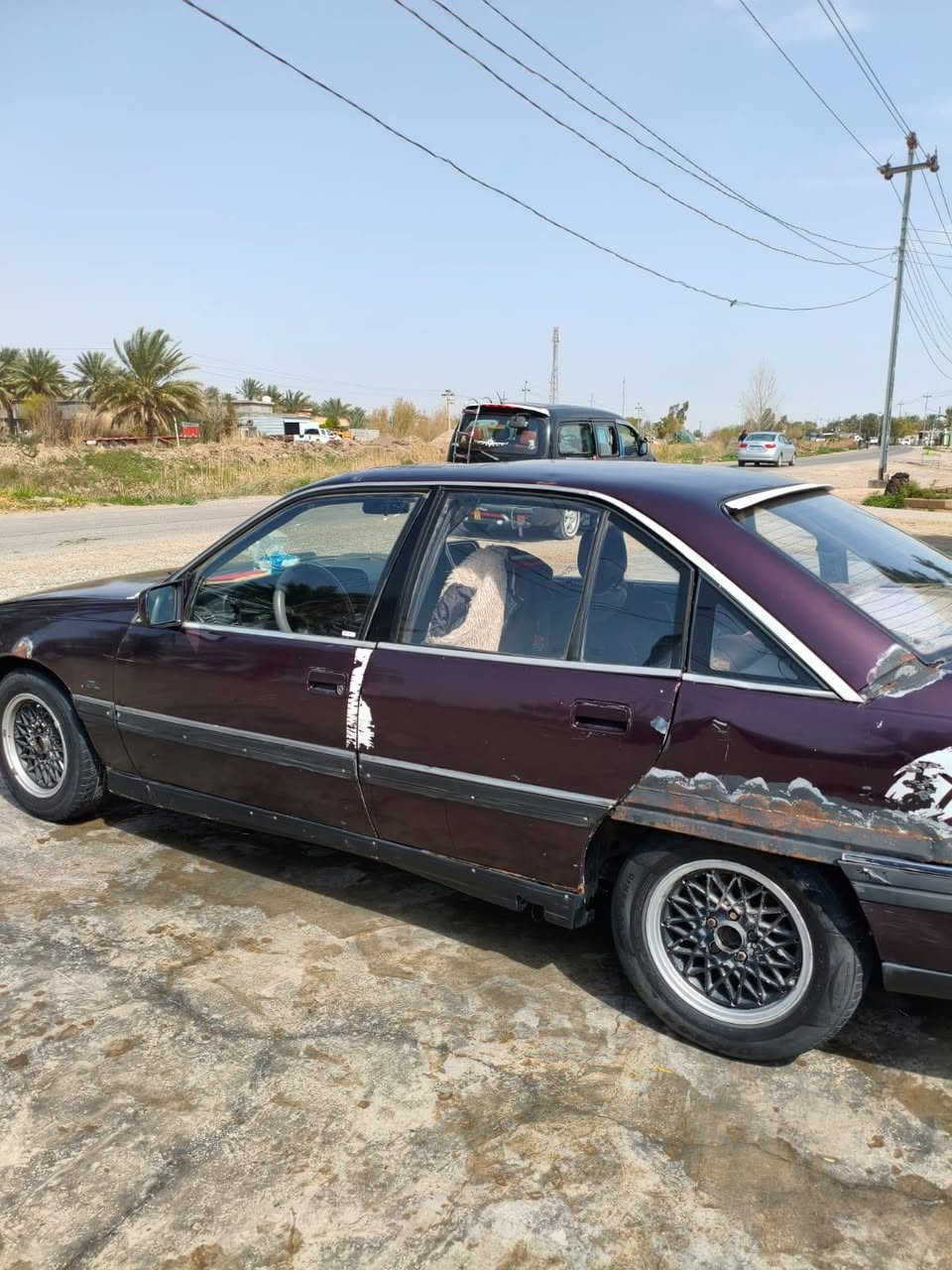 سياره اوبل اوميكه سنويه جديده الحد ٣٠ رقم انكرازي جديد تحويل ثانيوم مكينه كير حداديه تخم تاير كهربيات كله جديد اشاري يتصل ع ***********
