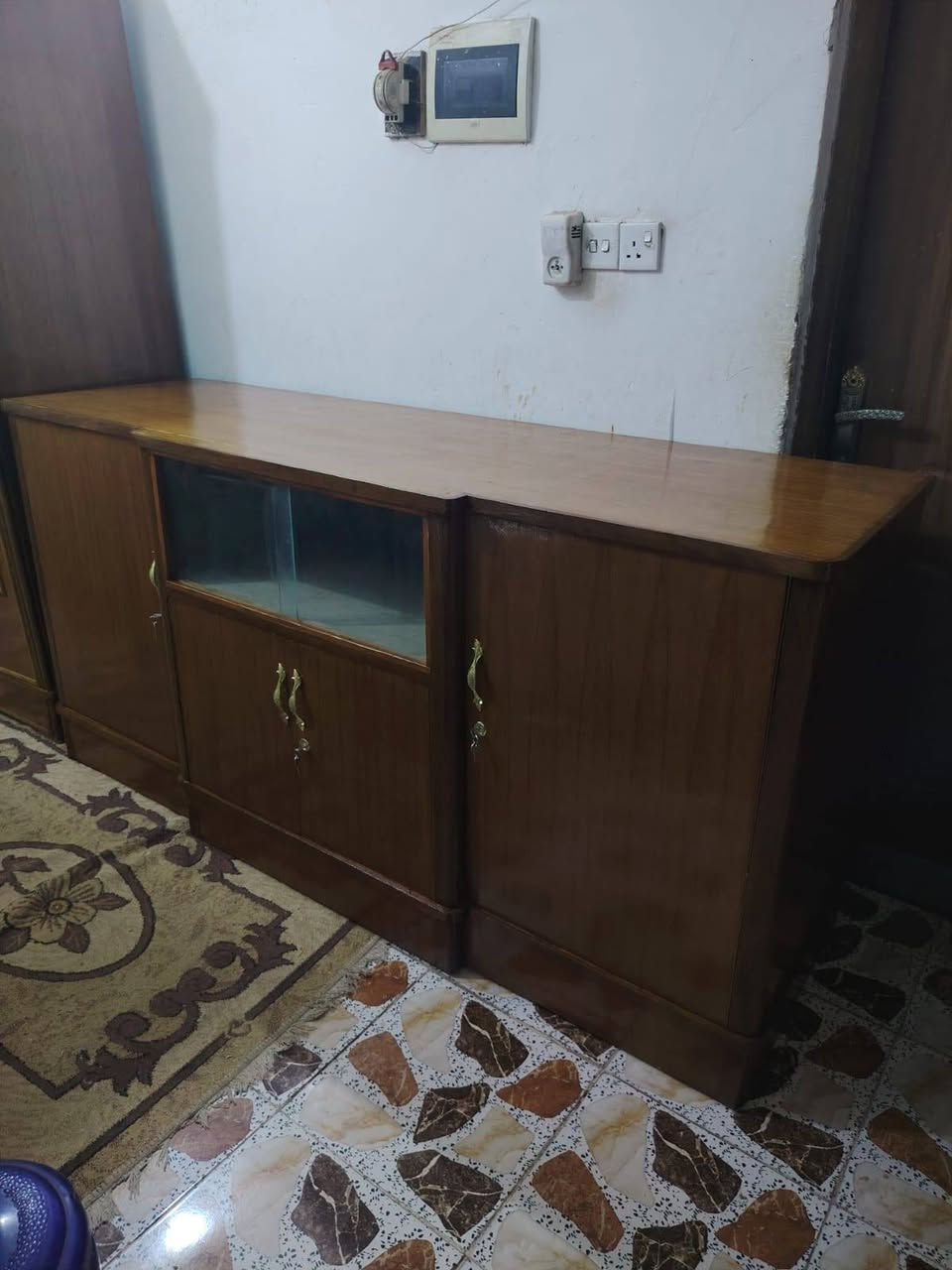 كنتور ابو 3 نجاره صاج السعر 165 

بوفيه نجاره صاج اخت الجديده السعر 125 
مكاني مسيب حي العسكري ***********
