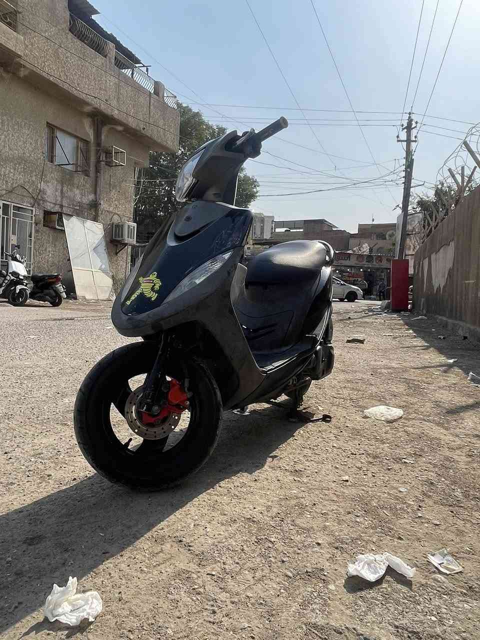 سلام عليكم ماكس عدلة للبيع دراجة حلوة ونضيفة بية شيال رياضي
+فلاوين+صلنصة صجمية كفرات بلادية الدراجة كلها مختمة 
محرك بلادي و سعر (750) واتساب***********
