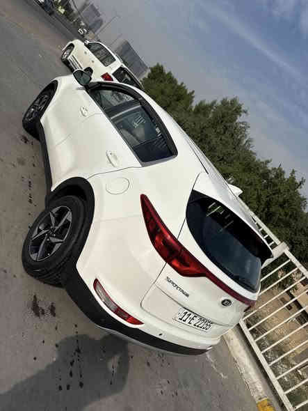 السلام عليكم 
سبورتج 2018 
رقم بغداد انكليزي 
سنويه وهزه ورقم كله جديد 
ضرر جاملغ ايمن وشبرين بلبنيد 
بدون دواخل 
سياره جديده بمعنى الكلمه 
جاهزه كير مكينه حداديه تخم تاير تبريد كله بشرط 
مكينه 2400 GDl 
ماشيه ٨٩ ميل 
السعر ١٣٨  وبيه مجال بسيط 
اي استفسار اني حاضر *********** ::::::::::::::::::::
