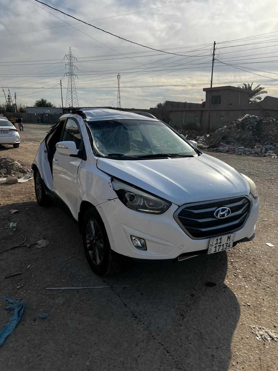 سلام عليكم توسان خليجي 2015بيه حادث مثل ماموضح بصوره ايرباكاته سليمات سابقن مكوفوله رقم بغداد الدولي مكاني بغداد الدوره غير متواجد على نت لتواصل ***********
