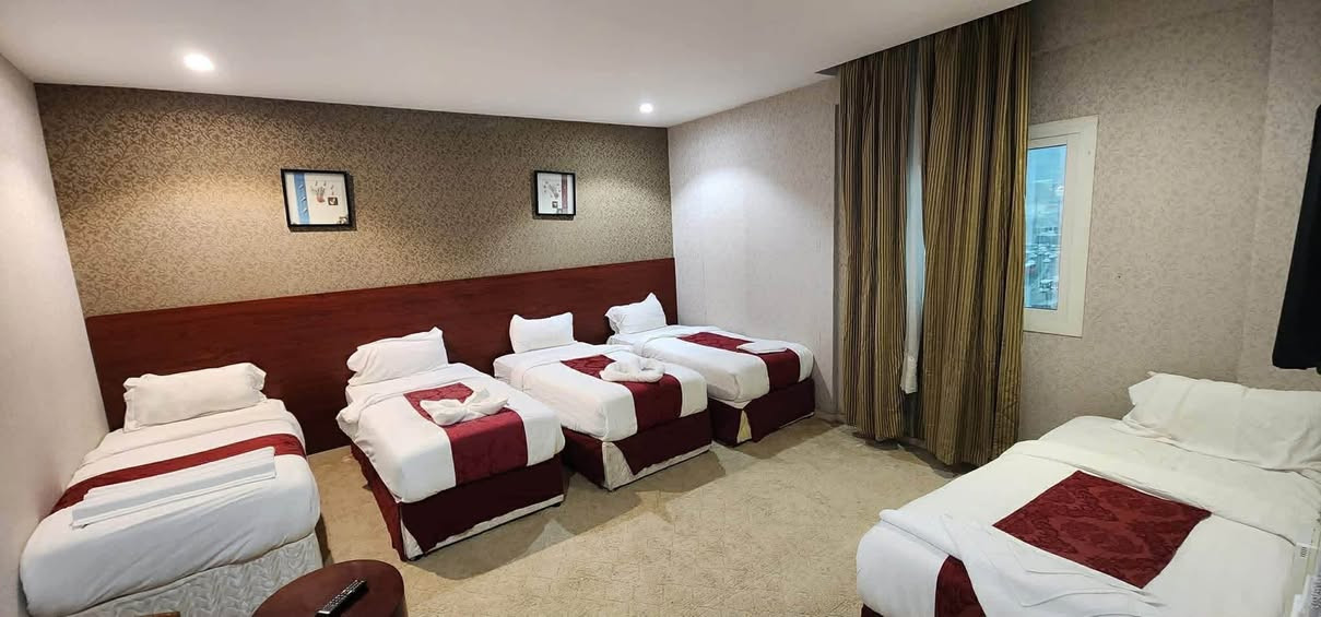 عمره شهر رمضان المبارك في فندق جوهرة الطلائع – نهاية محبس الجن بجوار بن داوود الششه
💰 السعر:  1350 الف عراقي
📍 محبس الجن بجوار بن داوود الششة

🚍 شامل النقل

🌙 قريب من الحرم

🛏️ إقامة مريحة وخدمة ممتازة

المده 40 ليلة

⏰ العدد محدود – سارع بالحجز

***********
