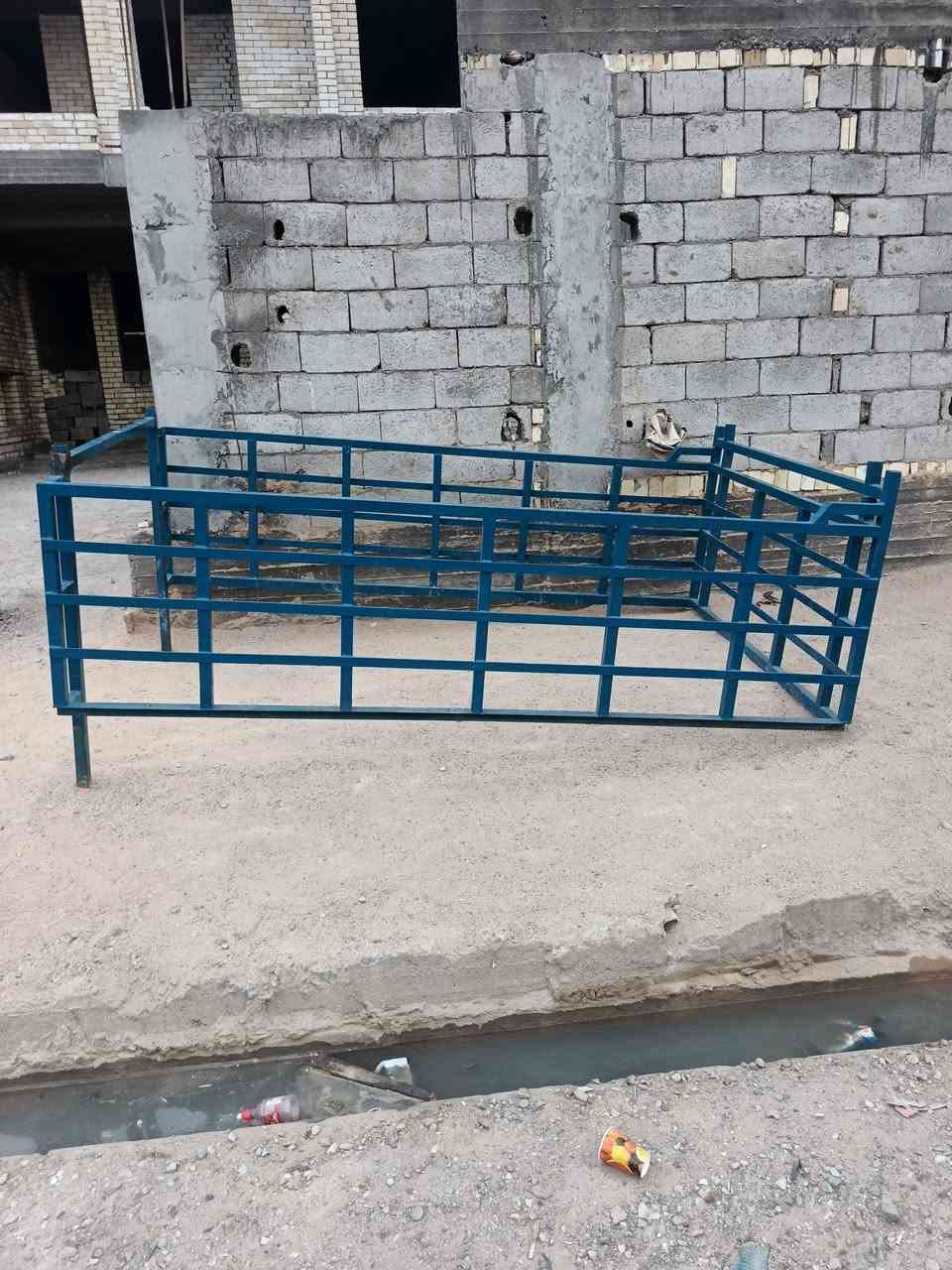 السلام عليكم 
للبيع محجر 
محجر كيه نثيه احمر السعر ٢٠٠ بي مجال
محجر كيه فونتيرة ازرق ١٢٥ بي مجال 
مكاني بغداد المعامل الباويه 
للأ ستفسار الاتصال ***********
