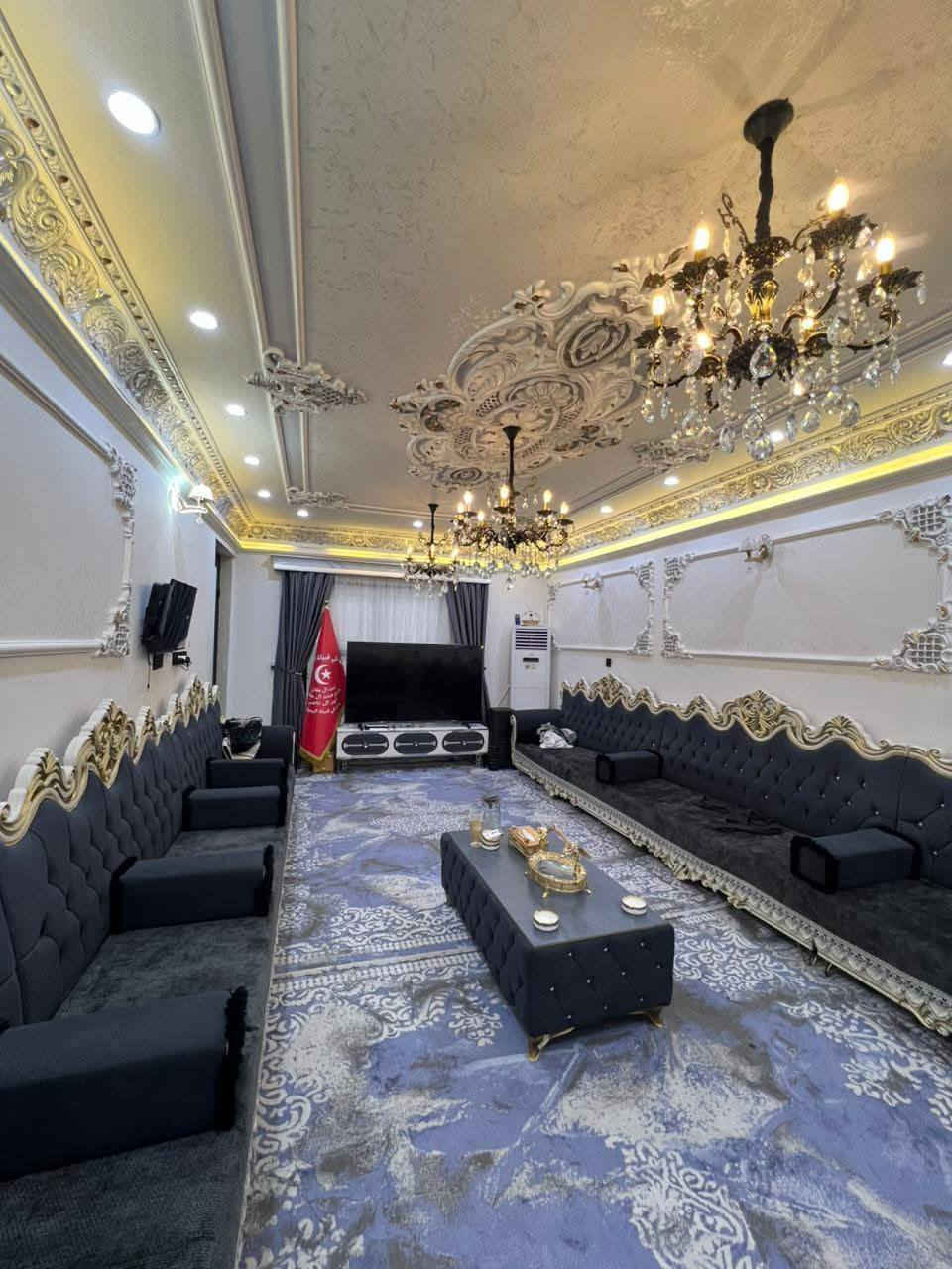 #عروض_مكتب_دعاء_الخير_للعقار 

دار للبيع 

حي الملايين الأولى

قرب شركه الاخشاب

المساحة 204م واجهة 10 م

ط1)) غرفتين نوم واستقبال وصاله ومطبخ وصحيات

ط2)) صاله و4 غرف نوم وصحيات

بناء حديث بناء فول مواصفات

سند زراعي بستان ملك صرف 

خدمات كامله ماء كهرباء تبليط شارع 14 متر

للاستفسار أكثر اتصل على الأرقام او 

 مراجعة مكتب الكائن في حي العربي قبل تقاطع العريان او الاتصال على الارقام الاتية

***********
***********
