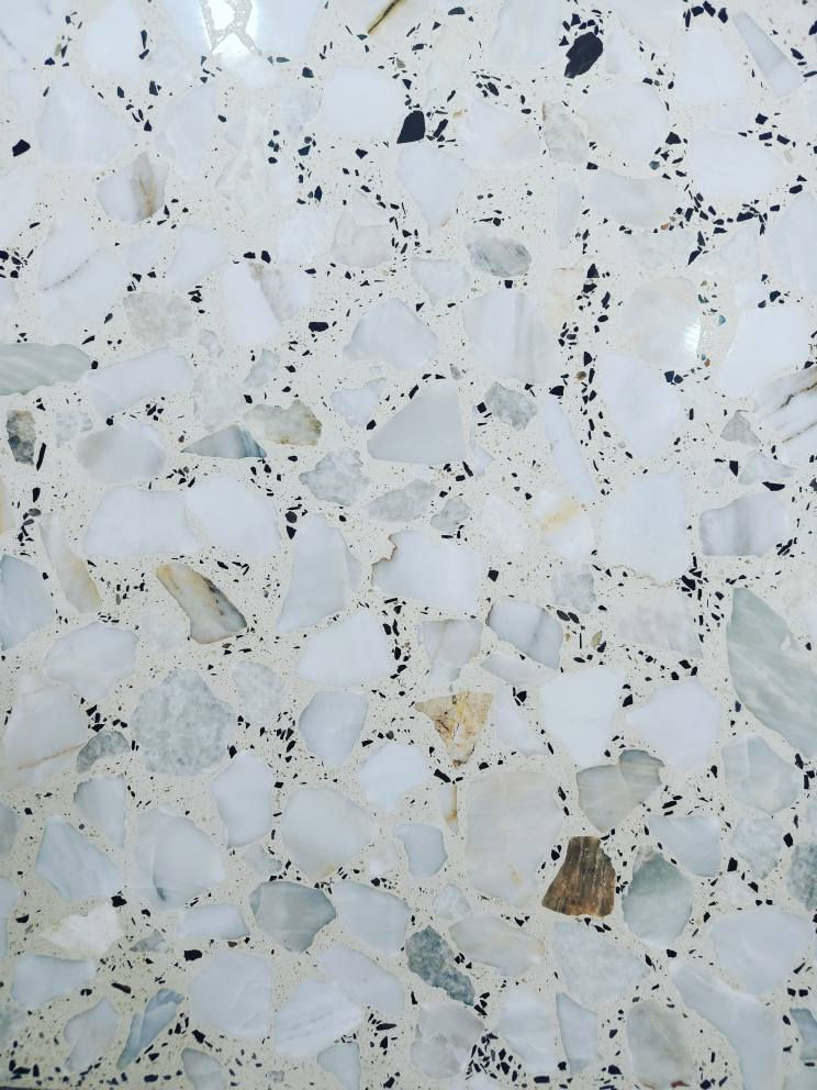 كاشي عراقي شغل النجف بسعار مناسبة شغل درجه اولى 💪 عالي الجوده ضمان الجوده سمنت ابيض واسود درجه اولى 💪 حي الحرفين خلف البانزين اي ستفسار خاص او وتساب 😊 *********** النجف, العراق
