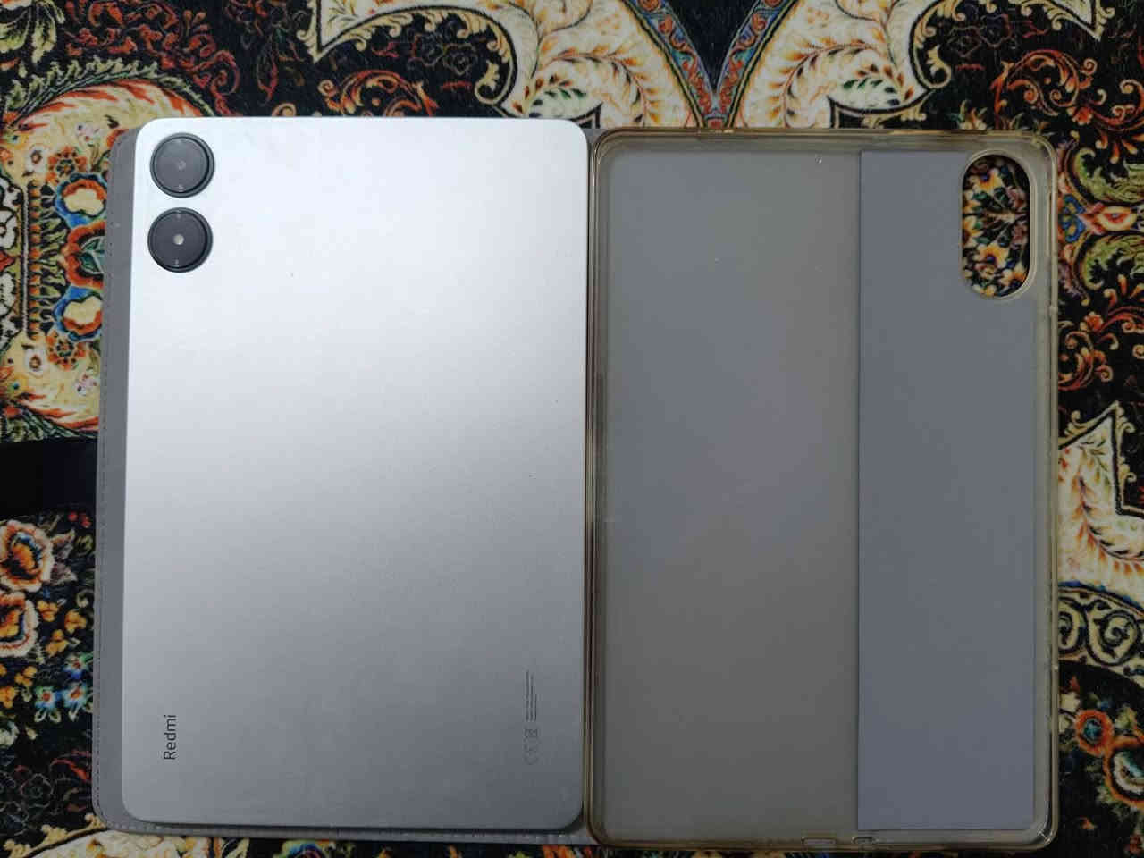 سلام عليكم ايباد Redmi pad pro جهاز كلش نظيف شخط ما بي استخدام شهرين غراضه كامله وياه كفر خارج
ملحقات الايباد اشتريته السعر300 مكاني واسط كوت للتواصل هذا رقمي ***********
