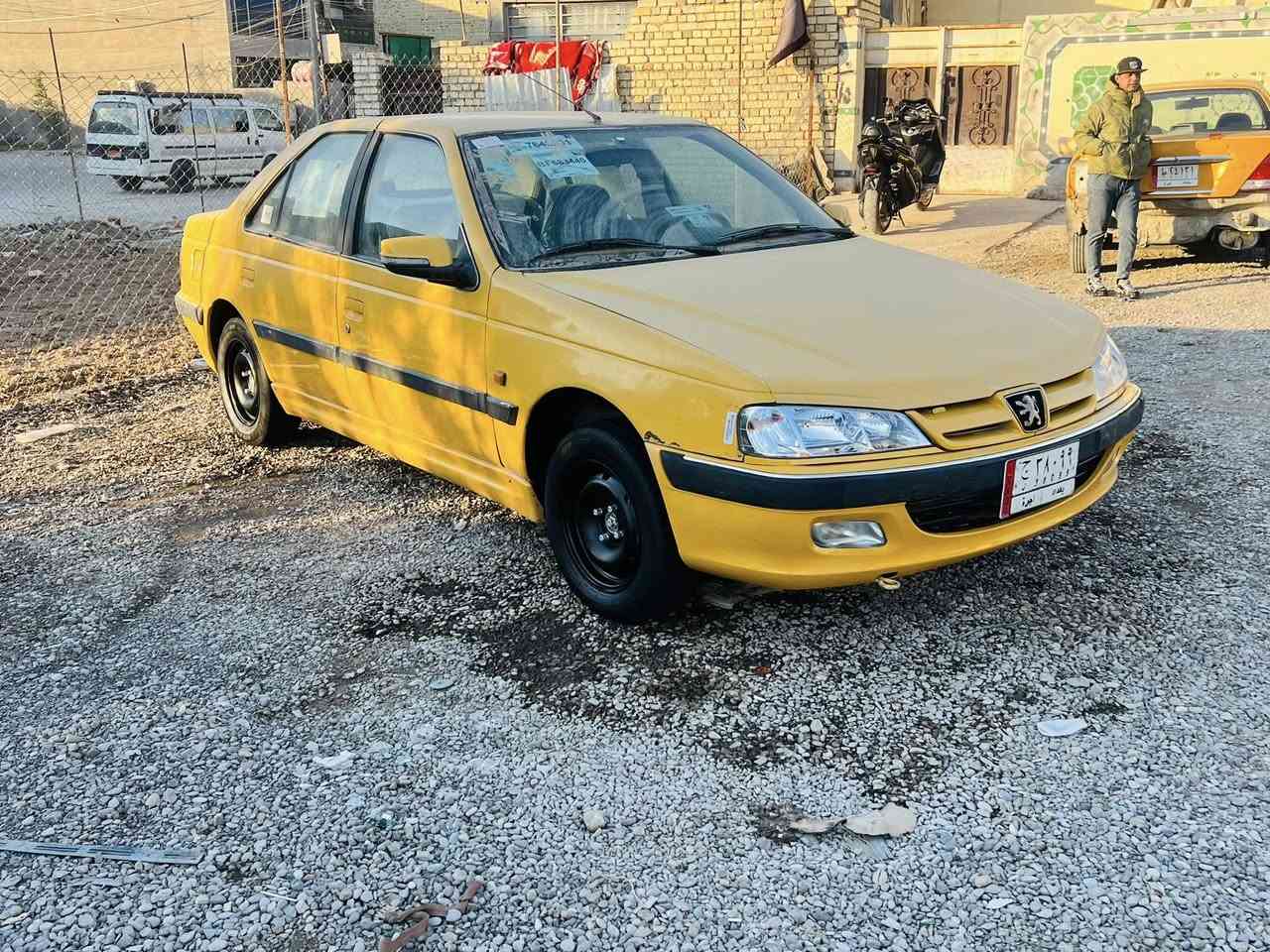 سلام عليكم بيجو بارص 2015 مكفوله بس بخشم جاملغ المامي صبغ  مكينه حداده تخم تاير تبريد سياره جديده السعر 53 وبيه مجال  رقم ***********
