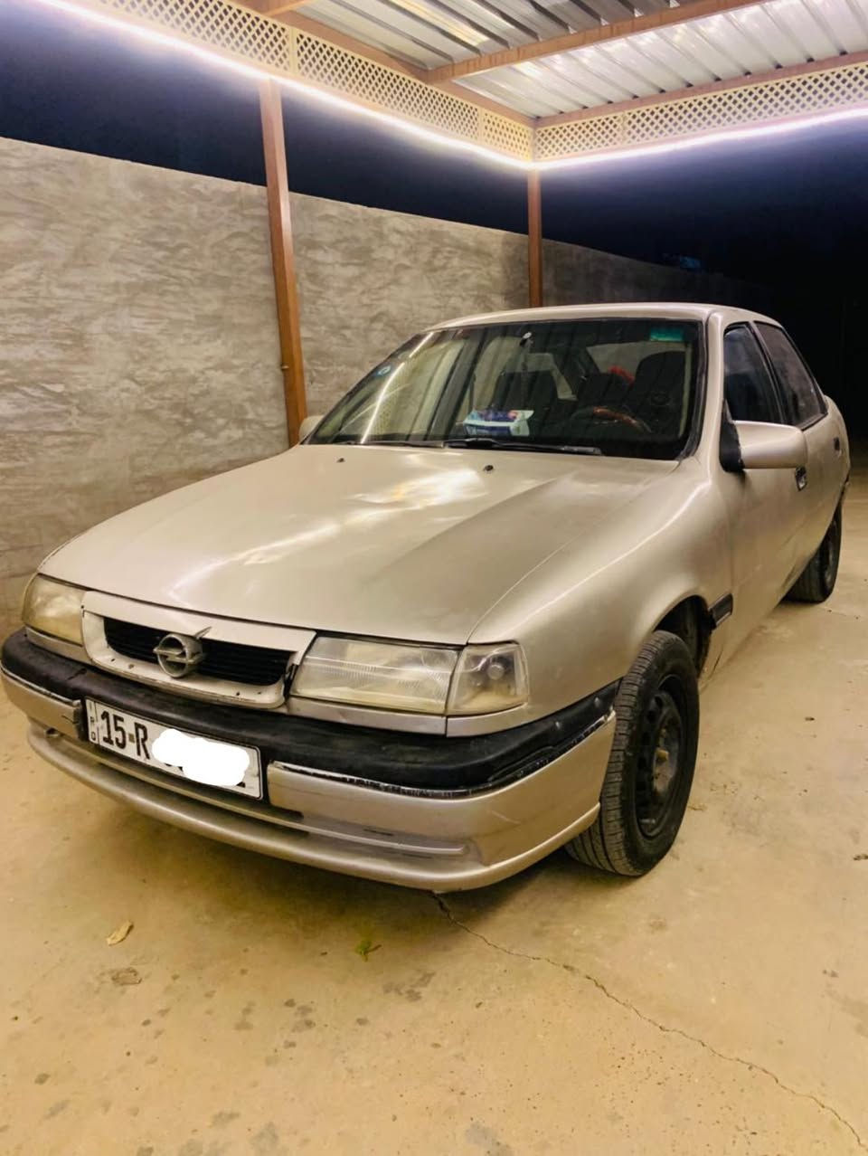 اوبل فكترا ١٩٩٣
محرك ٢٠ 
كير عادي 
مصبوغة عام بيها خياس بالهلالات 
رقم انكليزي انبار مشروع وطني تحويل بكل بمكان سنوية ٢٩ 
هزة جديدة مكانها قضاء الحويجه //***********
