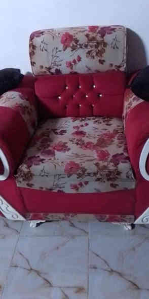 مرحبا عندي هاذا التخم اريده 150والمعرض اريده 140قفل الشراي يتفضل خاص هاذا رقمي ***********
