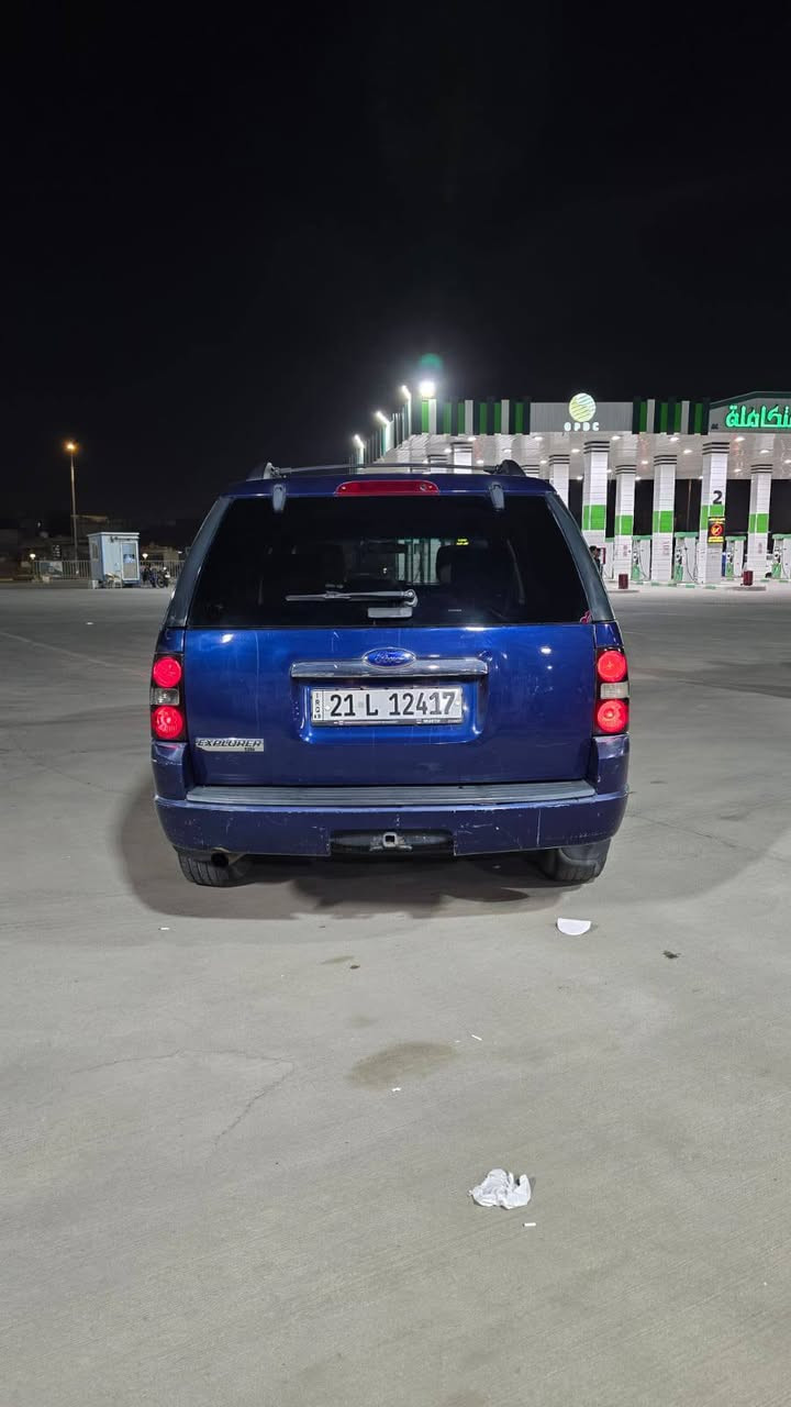 السلام عليكم للبيع او للمراوس
فورد اكسبلور موديل 2010 خليجي
 فول مواصفات عده فتحه كفاله عامه من صبغ 
7 راكب داخل بيجي محرك 6 سلندر 4.0 
تبريد 3 قطع مركزي سياره جديده تخم تاير جديد توه مشدود 
تبريد وتدفئه شغاله حداده ومكينه زكير بشرط بلكارتون سياره ع وضع شركه 
السعر 98 وبيها مجال قليل للشراي 
*********** الرقم بي واتساب واتصال
