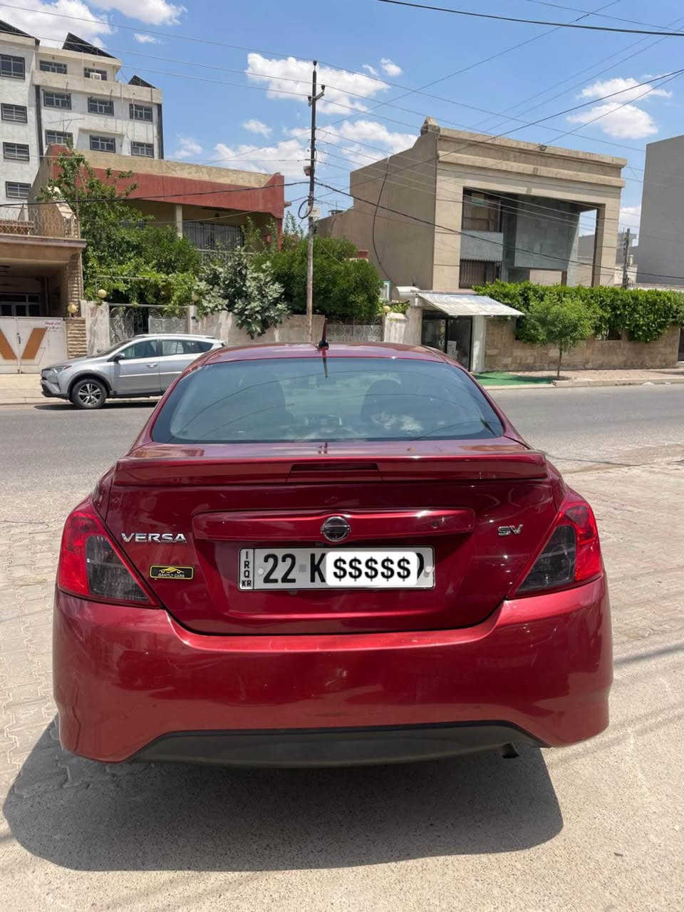 Nissan versa 
2018 amreke 

2 دەرگا و دۆسەی سبوغ 
یەک دوو جێ شوخت 
جەمپی پێش هەیە 
ئێڕباگ بویتەوە 
مەکینە V4,16 کەپس
ڕەقەم و سەنەوی ٢٠٢٥
ڕۆیشتن / ١٠٥ هەزار میل 
مواسفات Sv 

نرخ / ٩٠ $
*********** أربيل, العراق
