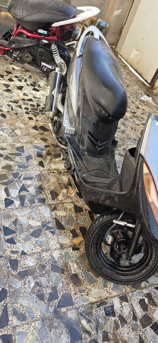 السلام عليكم حبايب ماكس عدلة بوشة 55 ابلاد اجيب المصلح ويك يلة تاخذ الدراجة كفالة عامة بية اكلجات او اشاير او بكلايت 
مال اربعة او كشن مسح الدراجة نكرة سلف  السعر 750 او بية مجال شي بسيط  مكاني ميسان مغربة


**إذا كنت صاحب هذا الإعلان وتريد حذفه لأي سبب، رجاءا أرسل رسالة إلى الدعم الفني**