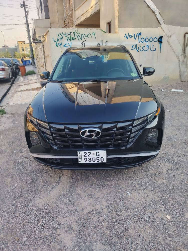 السلام عليكم
 توسان امريكي  موديل 22)رقم أربيل بأسمي محرك 2500 السياره ماشيه السياره 57ميل من كلشي كفاله مواصفات تحكم رادار مثبت سرعه اشاير مري بصمه كشنات تدفئه قطعتين تبريد
ضرر السياره قبغ الجنطه
فقط وشرط
مكان السياره بغداد اليرموك او حي الجامعه
هاتف ***********
*********** بغداد, العراق
