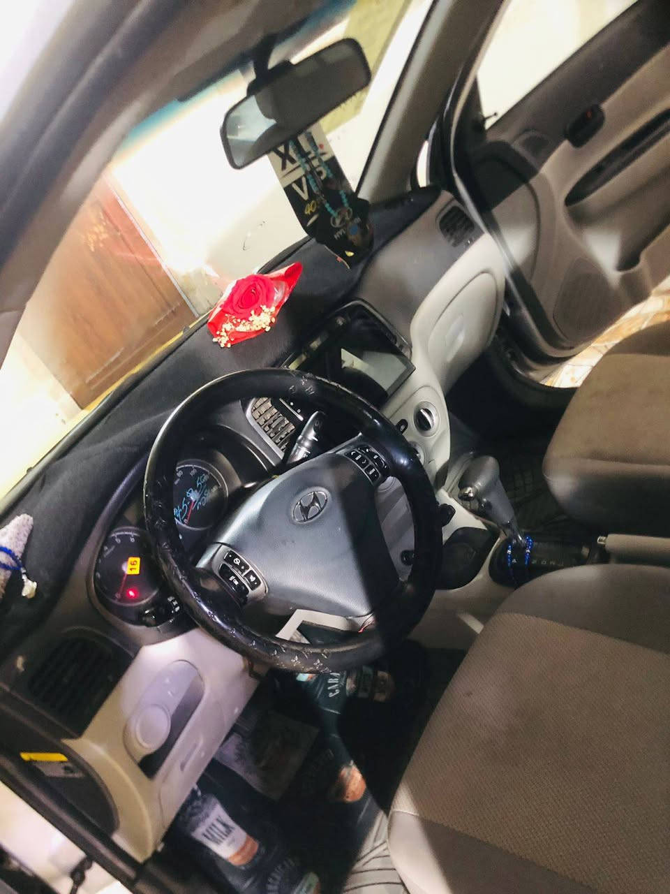 اكسنت موديل 2011
امريكي بدون ضرر فول موصفات
 تحكمات استيرن حساس خلفي 
طخم تاير جديد شاشه +كامره 
كابون بانزين رقم نينوئ 
مكاني موصل ***********
